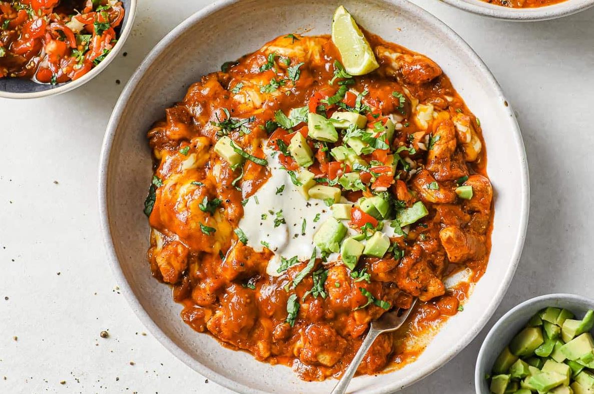 Keto Chicken Enchilada Bowl: A Flavorful Twist on Mexican Cuisine Keto Chicken Enchilada Bowl: A Flavorful Twist on Mexican Cuisine